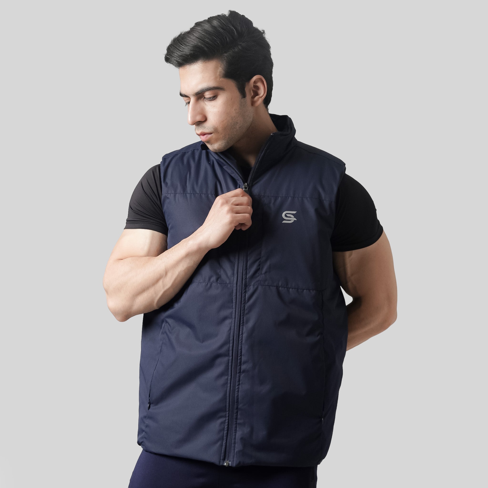 AeroLite Padded Vest Men - Sports Cartel